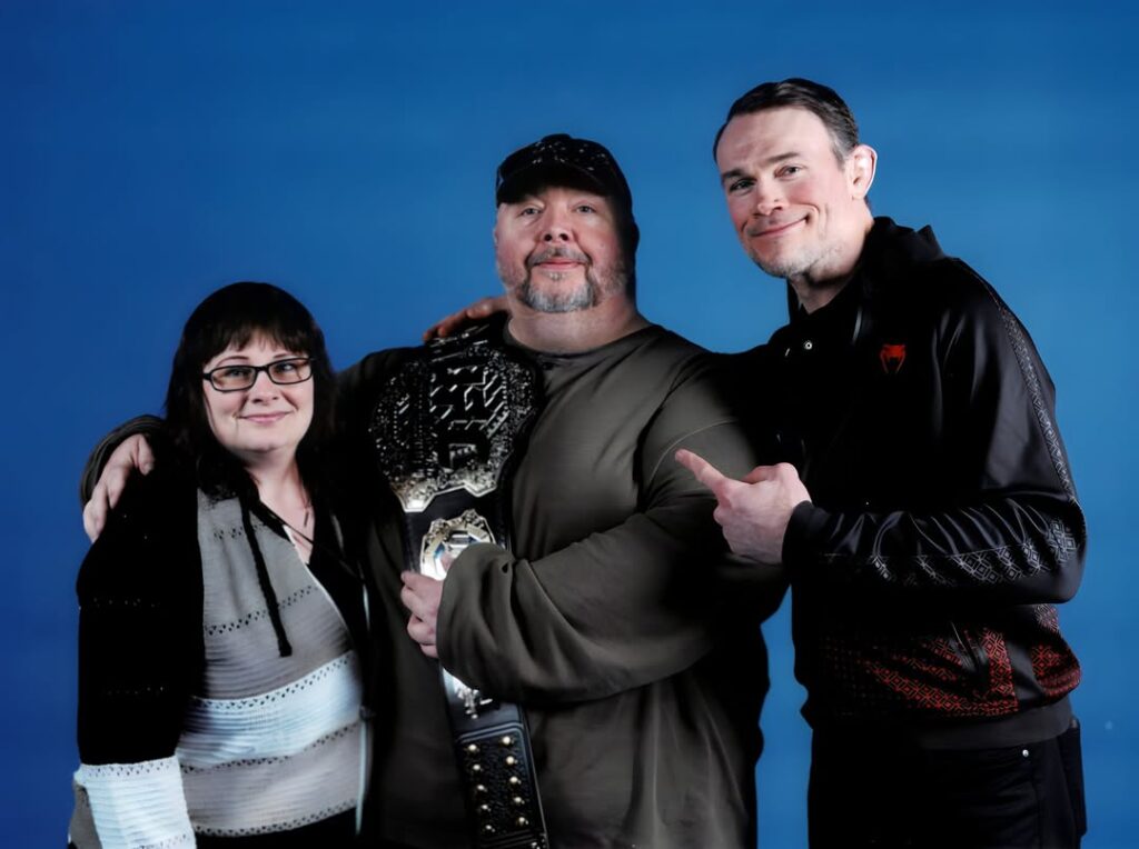 Rob T. Case with Forrest Griffin, Island Fan Con on Vancouver Island