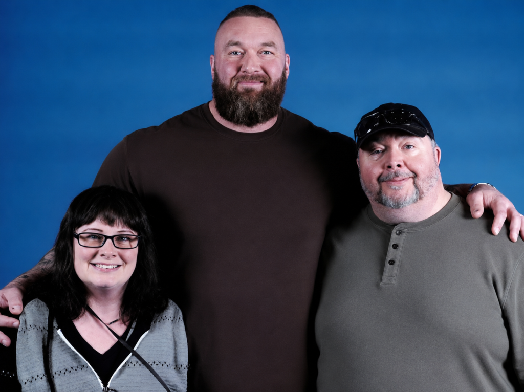 Rob T. Case with Hafþór Júlíus Björnsson, Island Fan Con in Langford, BC